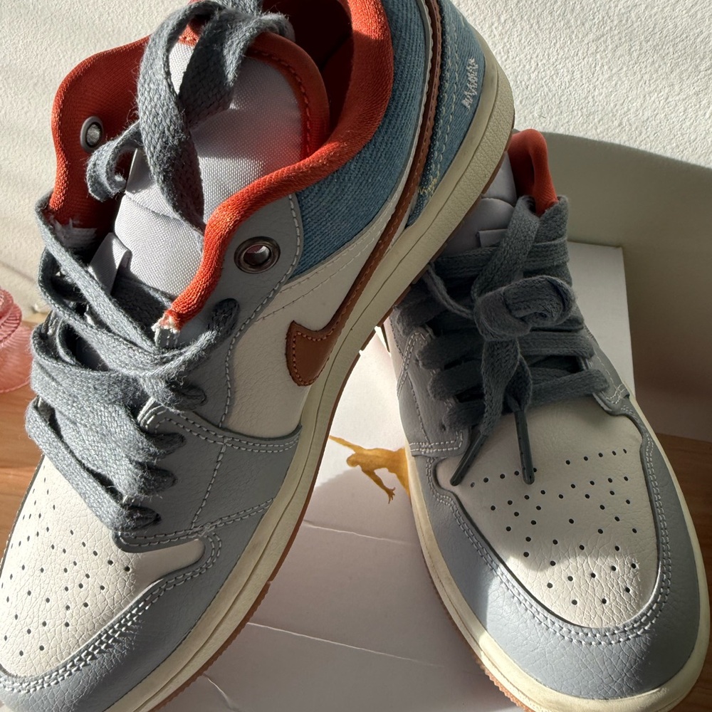 WMNS Air Jordan 1 Low Phantom/Multi-Color